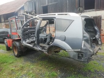 Peugeot 4007, Outlander, C-crosser díly - 7