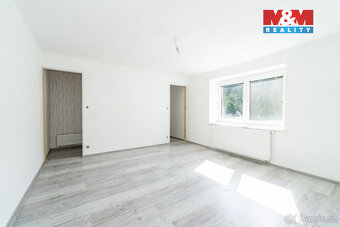 Prodej rodinného domu v Častohosticích - 7