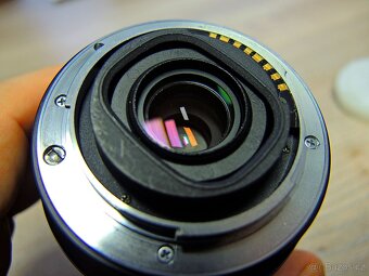 Objektiv Minolta AF 100-300 mm APO - 7