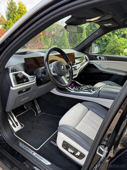 BMW X7 xDrive 40d M packet   Nový motor - 7