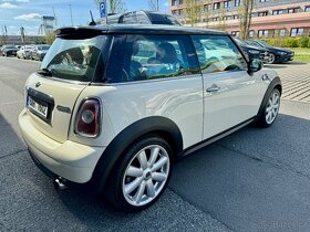 Mini Coper r56 1.6 88kW AUTOMAT Kůže - 7