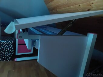 Pracovní polohovatelný dětský psací stůl - 7