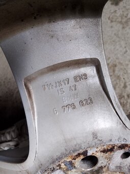 ALU Originál BMW 1er dvourozměr R17 + zimní pneu - 7