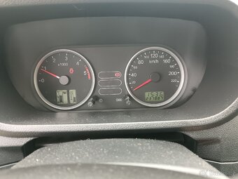 Ford Fusion - 7