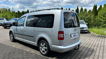 VW Caddy long 1.6TDI 7.míst Camper - 7
