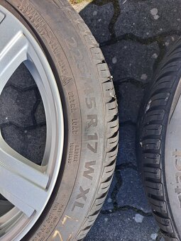 Alu kola + pneu 225/45R17 celoroční z BMW Z4 - 7