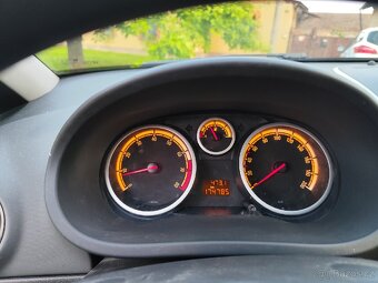 Opel Corsa 1.2 nová STK - 7