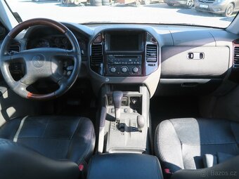 Mitsubishi Pajero V60 3.2 DI-D 4X4 118kW 7MÍST NEHAVAROVANÉ - 7