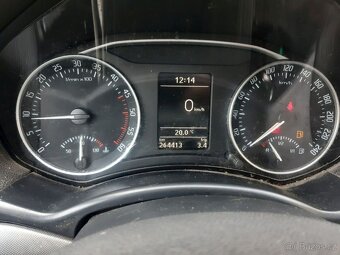 Škoda Octavia combi II 1.9 tdi rok 2010 - 7