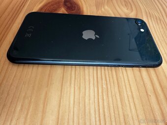 iPhone SE 2020 64GB - 7