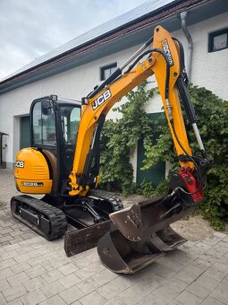 🟨 JCB 8026 CTS - 7