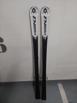 Slalomove zavodni lyze Volkl - 7