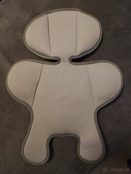 Britax Romer i size 2 + isofix - 7