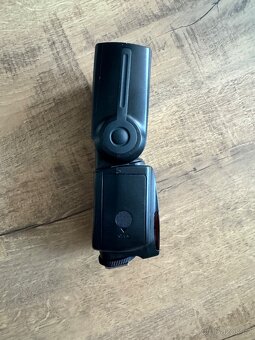 Prodám blesk SPEEDLITE YN560 - 7
