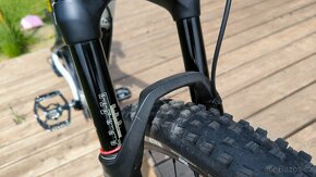 Karbonové celoodpružené kolo Rockrider XC 900S custom - 7