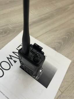 KENWOOD TH-F7E - 7