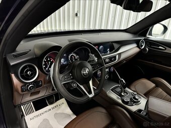 Alfa Romeo Stelvio Veloce 280 Q4 Pano R20 - 7