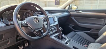 VW Passat Alltrack 2.0TDI 4x4 - 7