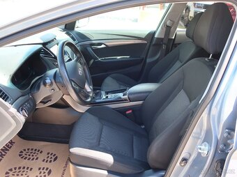 Hyundai i40 WG 1.7CRDi 104kW NAVI ČR 1MAJITEL SERVISKA - 7