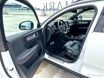 Volvo XC40, D4 140 KW Drive-E R-Design AWD | Nezav. Topení - 7