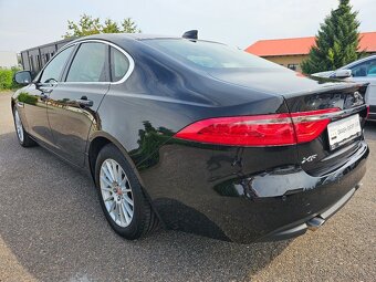 JAGUAR XF 2019 2.0 25D 177kW,SENZORY,VÝHŘEVY,KŮŽE,NAVI - 7