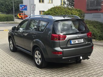 Peugeot 4007 2.2 HDi 4x4 SUV 7 míst Kůže Navi Tažné 2 tuny - 7