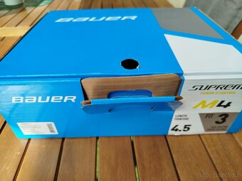 Brusle Bauer Supreme M4 S22 Int. 4,5 Fit 3 - 7