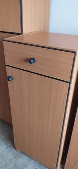 Prodám  (5 kusů) skříně ,komody( pozůstalost) - 7