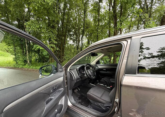Mitsubishi Outlander 2.0 Intense + 4WD CVT - 7