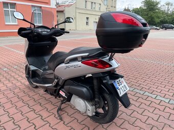 Yamaha XMAX 250 - 7