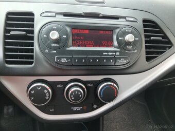 KIA PICANTO 1.0i - 7