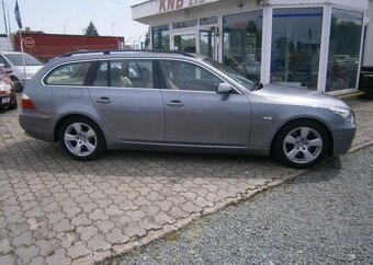 BMW Řada 5 530i 200kw,140000km,2x kola benzín automat 200 kw - 7