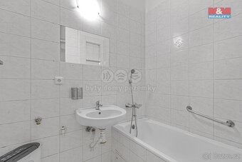 Pronájem bytu 2+1, 68 m², Praha 8, ul. Kundratka - 7