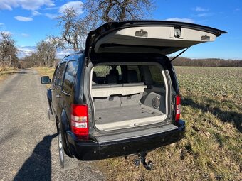 Jeep Cherokee 2.8 CRD 130kw rok 2008, tažné na 3,5t - 7