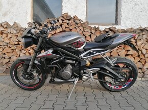 TRIUMPH STREET TRIPLE 765 RS - 7