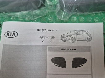 kryty vnějších zrcátek stříbrné Kia Rio (YB) H8431ADE00SL - 7