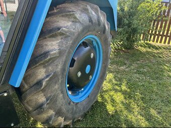 Traktor Zetor6711 - 7