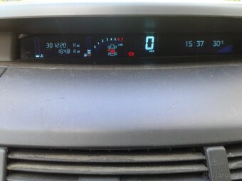 Renault Grand Espace 2.0 turbo benzín,125 kw - 7