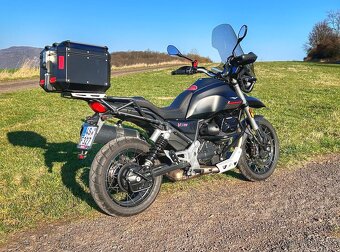 Moto Guzzi v85tt 2022 - 7