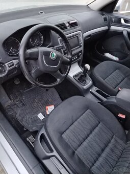 Škoda Octavia 2 1.2 TSI 77kw facelift - 7