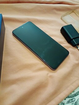 Motorola Moto G34 5G 8GB/128GB - záruka - Planeo. - 7