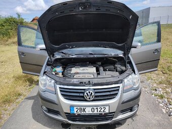 Volkswagen Touran Cross TSI - 7