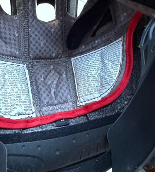 Integrální přilba SPECIALIZED Deviant - 7