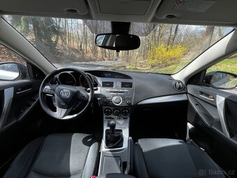Mazda 3 - 7