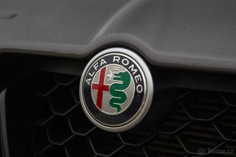 Alfa Romeo Stelvio 2.0 AWD A/T - ZÁRUKA 1rok/20 000km - 7