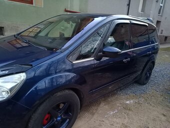 Ford Galaxy - 7