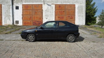 Lancia Delta HPE 1.6 - 7
