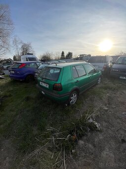 Golf 3 na opravu motor 1.8 - 7