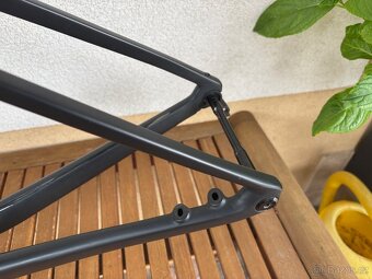 Colnago V4Rs Emirates, vel.455 (165-175cm) - 7