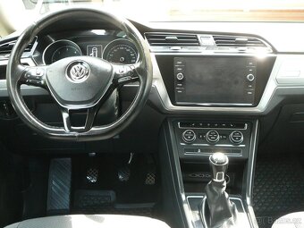 VW TOURAN 1.6 TDI 85KW FULLLED NAVI WEBASTO EL.TAŽNÉ 181kmR - 7